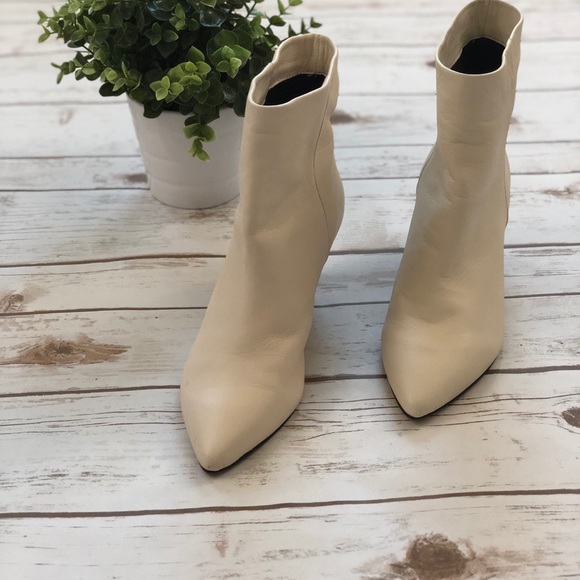 dolce vita kitten heel booties